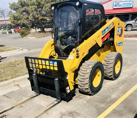 Skid steer (loader) rental Rancho Cucamonga, CA CARENTIFY